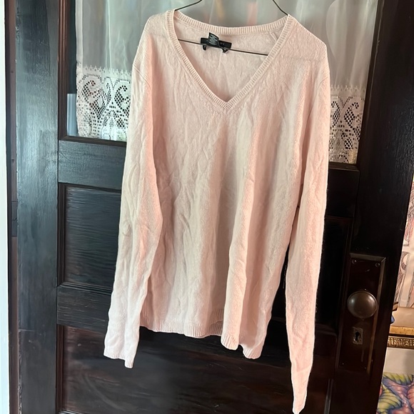 Sweaters - Tahari pure luxe 100% cashmere sweater